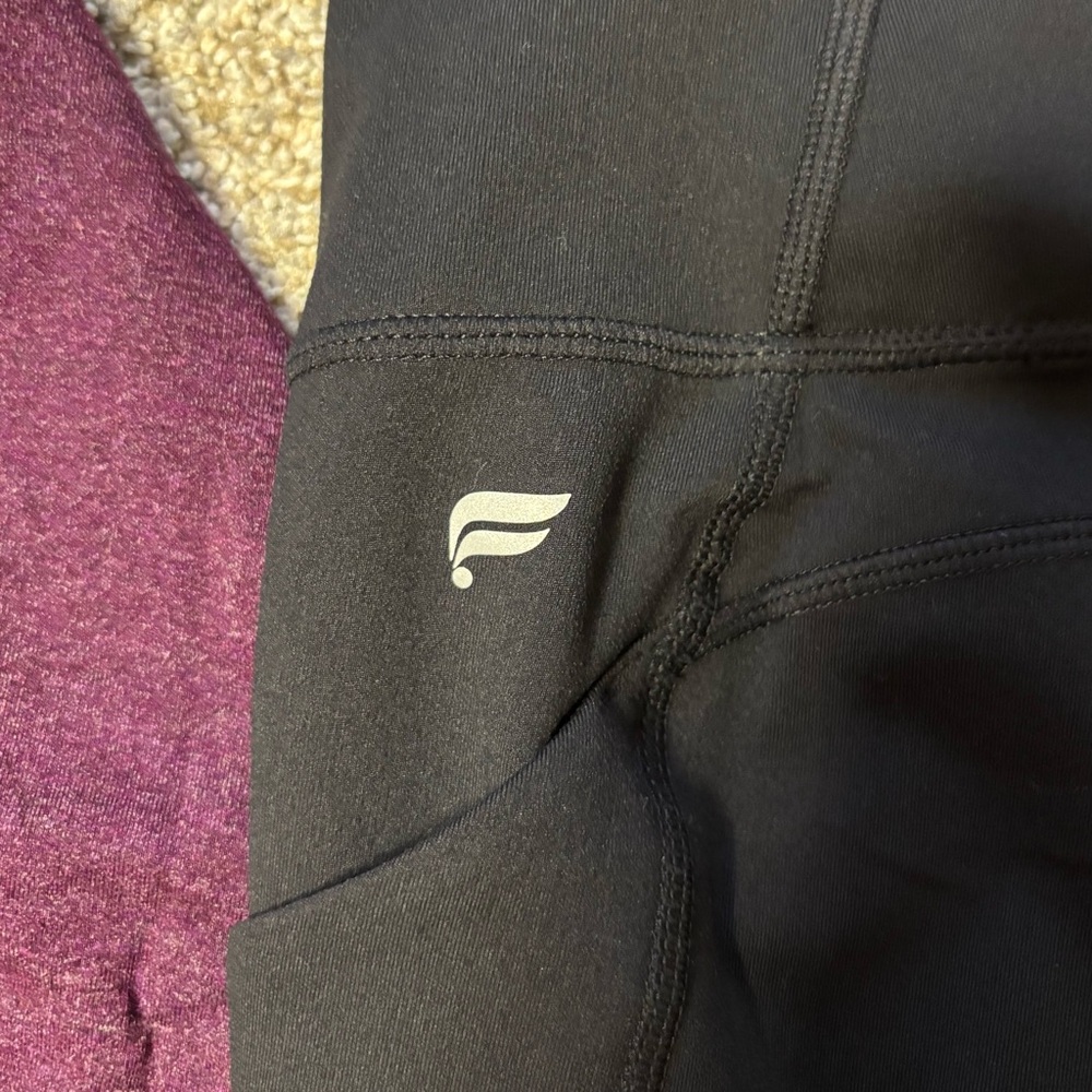Fabletics pure luxe black leggings xs Kathie seamless long sleeve xs - Picture 3 of 6